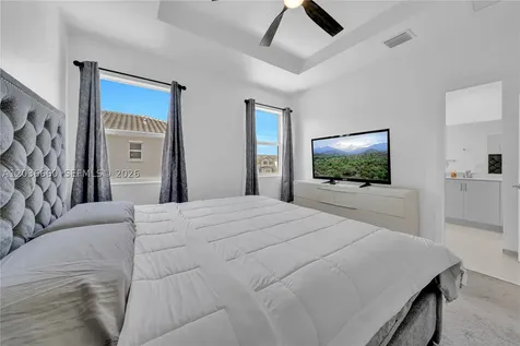 2632 SE 11th Court Homestead FL 33035