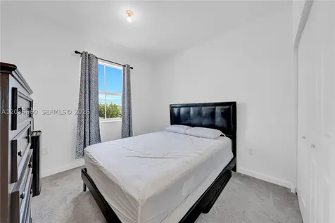 2632 SE 11th Court Homestead FL 33035