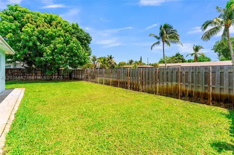 4008 NW 5th Avenue Oakland Park FL 33309
