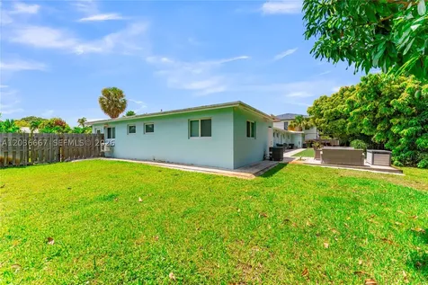 4008 NW 5th Avenue Oakland Park FL 33309