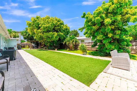 4008 NW 5th Avenue Oakland Park FL 33309