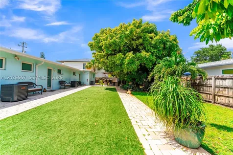 4008 NW 5th Avenue Oakland Park FL 33309