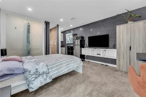 4008 NW 5th Avenue Oakland Park FL 33309