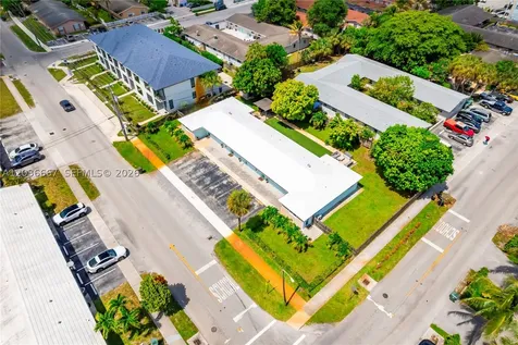 4008 NW 5th Avenue Oakland Park FL 33309