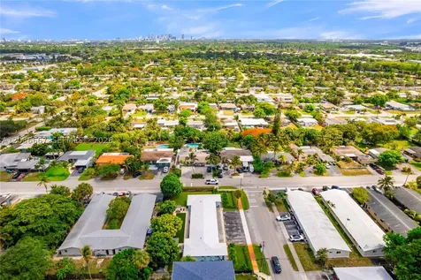 4008 NW 5th Avenue Oakland Park FL 33309