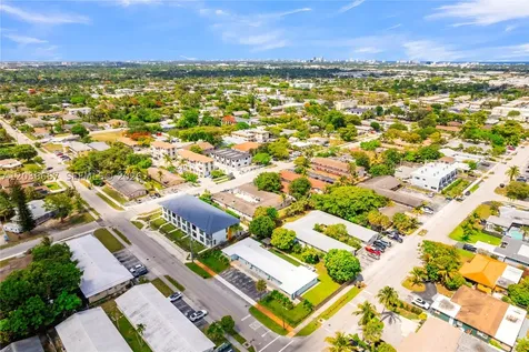 4008 NW 5th Avenue Oakland Park FL 33309