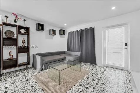 4008 NW 5th Avenue Oakland Park FL 33309