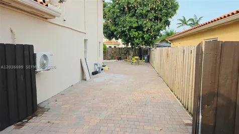 1935 NE 35th Avenue Homestead FL 33033