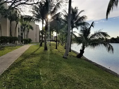 14201 N Kendall Drive Miami FL 33186
