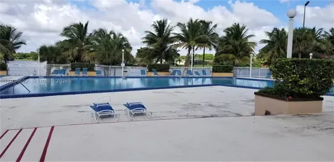 14201 N Kendall Drive Miami FL 33186