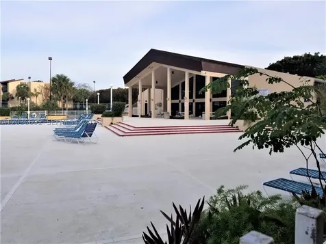 14201 N Kendall Drive Miami FL 33186