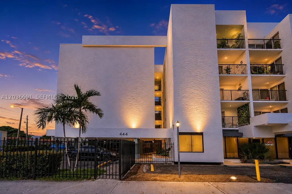 444 SW 27th Avenue Miami FL 33135