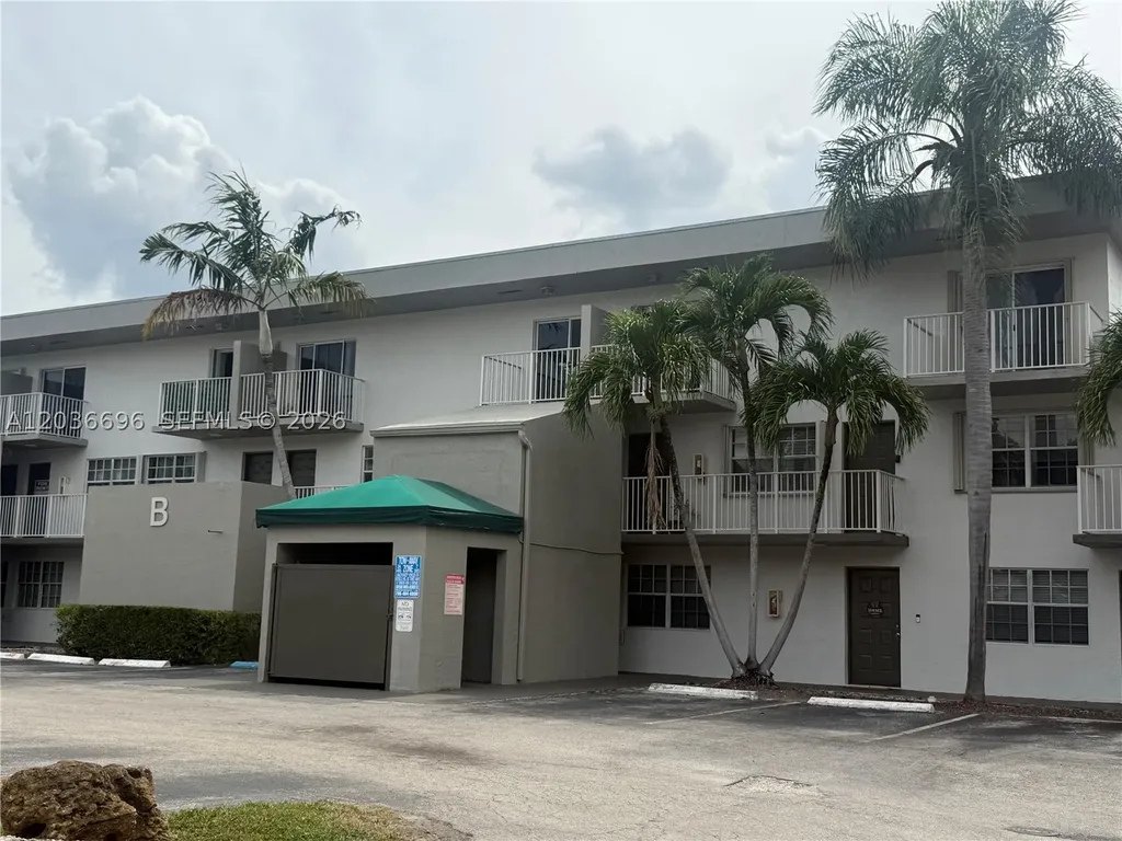 7510 SW 152nd Avenue Miami FL 33193
