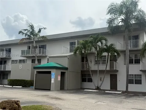 7510 SW 152nd Avenue Miami FL 33193
