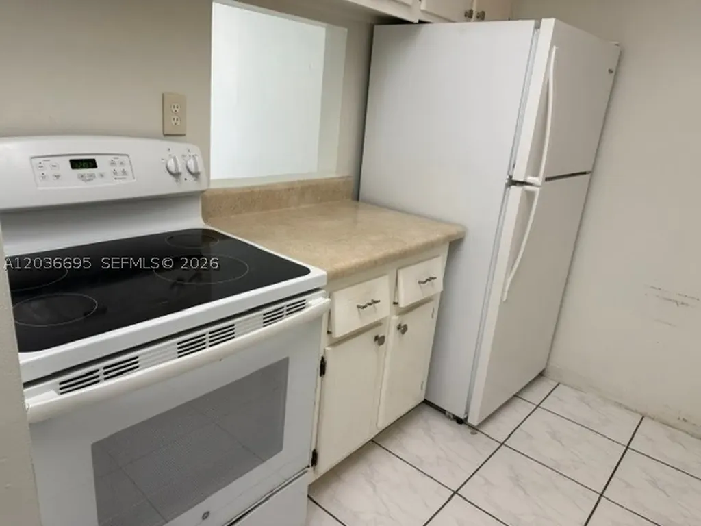 14221 N Kendall Drive Miami FL 33186