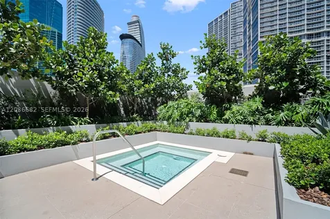 77 SE 5 Street Miami FL 33131