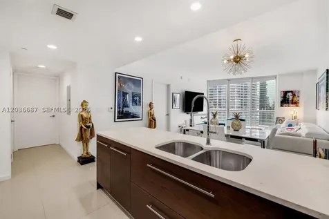 475 Brickell Avenue Miami FL 33131