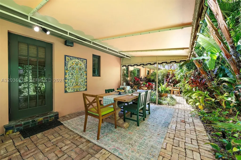 226 Chilean Avenue Palm Beach FL 33480