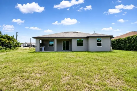 804 Curtis Avenue N Lehigh Acres FL 33971
