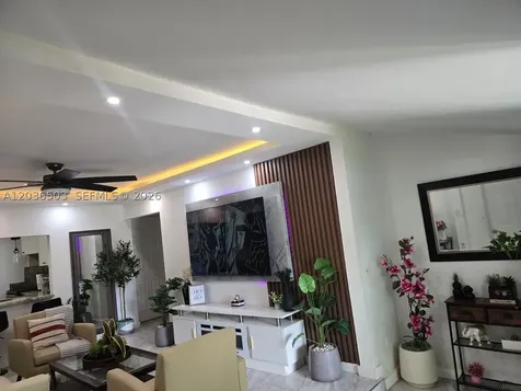 1055 NW 58th Terrace Miami FL 33127