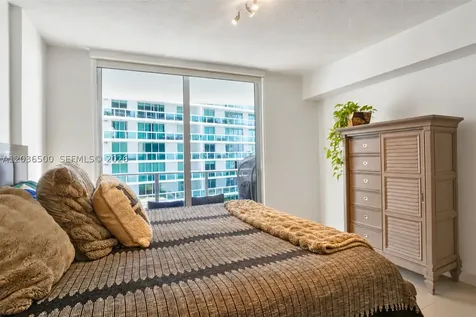 488 NE 18th Street Miami FL 33132
