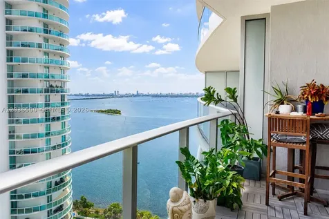 488 NE 18th Street Miami FL 33132