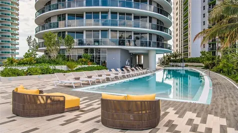 488 NE 18th Street Miami FL 33132