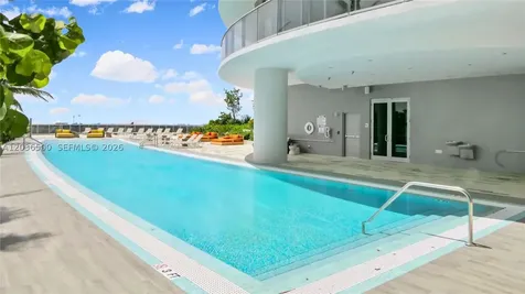488 NE 18th Street Miami FL 33132