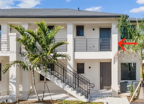 5745 SW 44th Court Davie FL 33314
