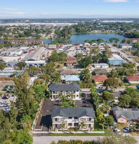5745 SW 44th Court Davie FL 33314