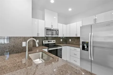 5750 SW 44th Street Davie FL 33314