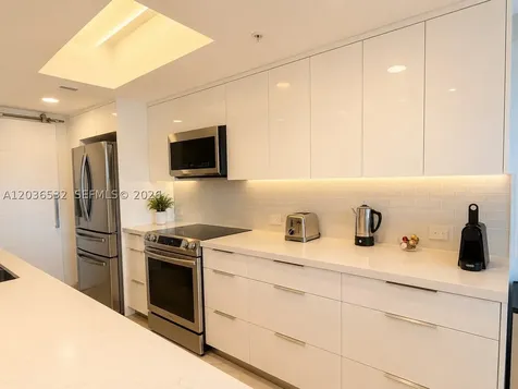 3000 NE 188th Street Aventura FL 33180