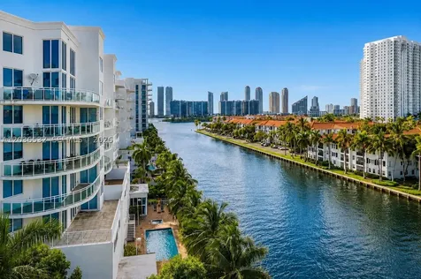 3000 NE 188th Street Aventura FL 33180