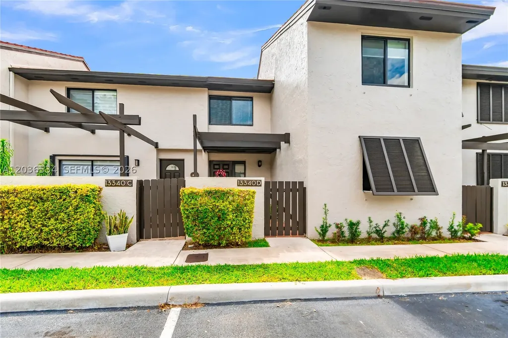 13340 SW 88th Terrace Miami FL 33186