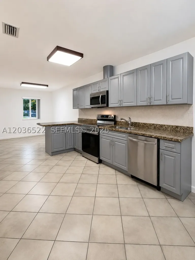 1005 SW 30th Street Fort Lauderdale FL 33315