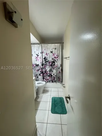 8625 NW 8th Street Miami FL 33126