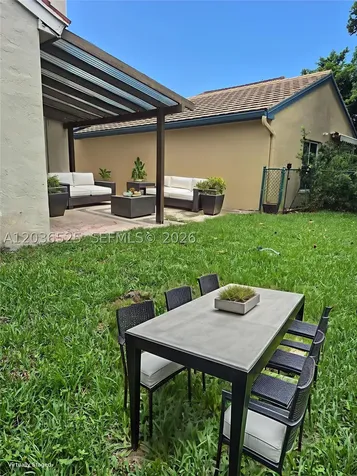 2176 NW 184th Way Pembroke Pines FL 33029