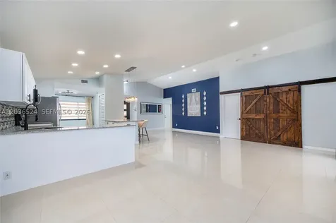 8724 NW 149th Terrace Miami Lakes FL 33018