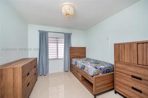 8724 NW 149th Terrace Miami Lakes FL 33018