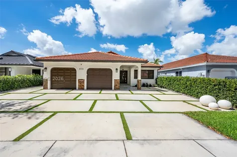 8724 NW 149th Terrace Miami Lakes FL 33018