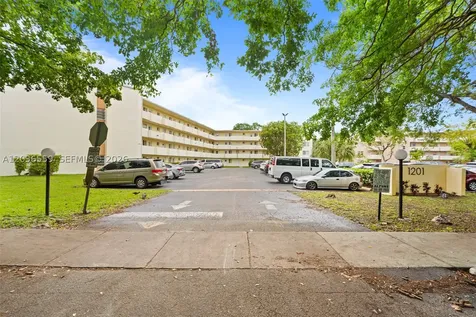 1201 NE 191st Street Miami FL 33179