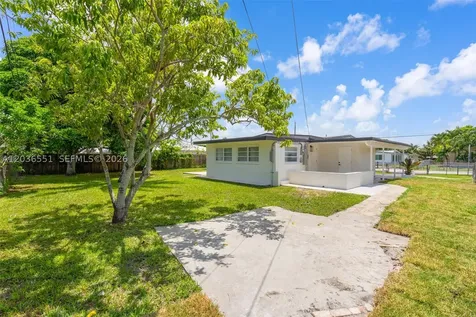 19425 NW 39th Avenue Miami Gardens FL 33055