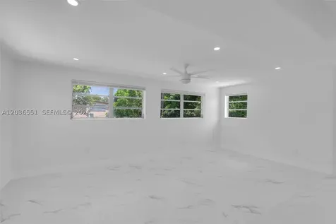 19425 NW 39th Avenue Miami Gardens FL 33055