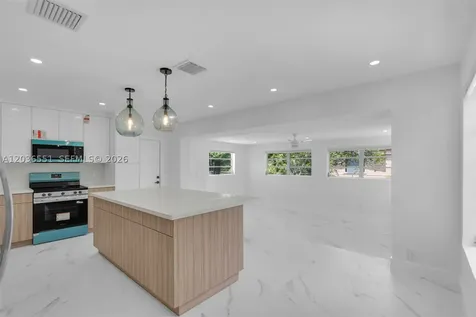 19425 NW 39th Avenue Miami Gardens FL 33055