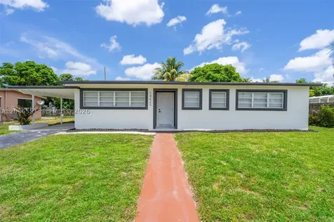 19425 NW 39th Avenue Miami Gardens FL 33055