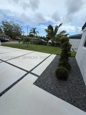 1524 NE 182nd Street North Miami Beach FL 33162