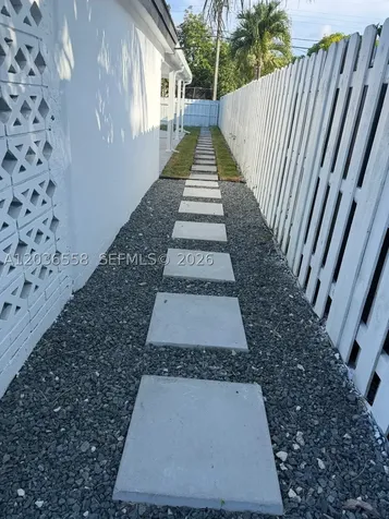 1524 NE 182nd Street North Miami Beach FL 33162