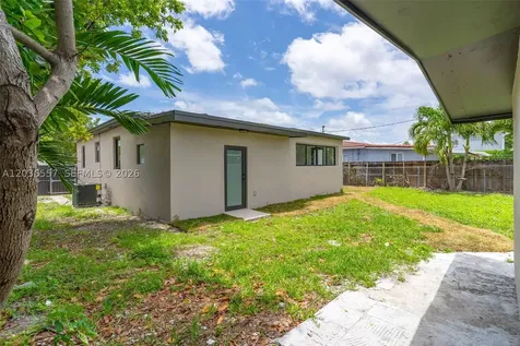 4353 SW 2nd Street Miami FL 33134