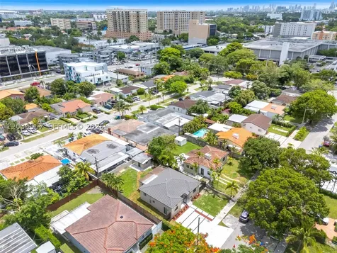 4353 SW 2nd Street Miami FL 33134