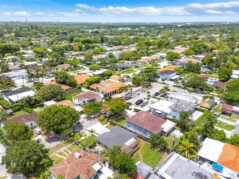 4353 SW 2nd Street Miami FL 33134